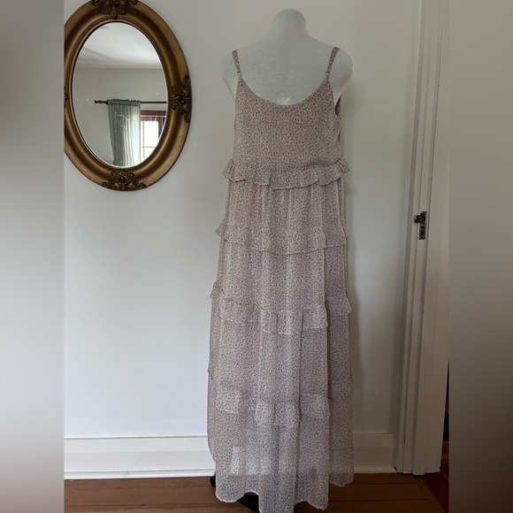 Tiered Ditsy Floral Dress with Christie Dawn Vibe - Picture 6 of 7